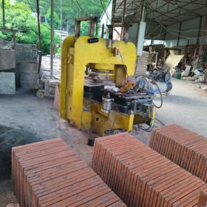 Máy gạch terrazzo 200 tấn